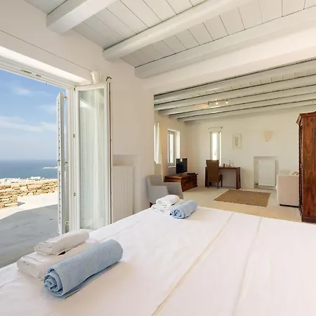 Tluxuryvilla Parikia  Exterior photo