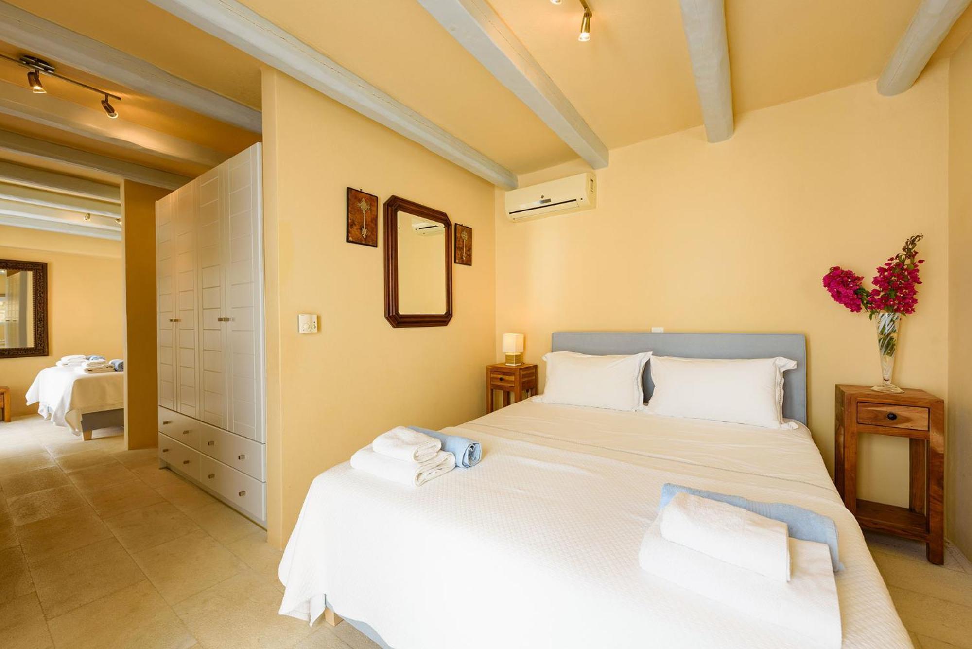 Tluxuryvilla